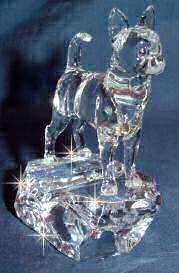 Hand-Sculpted Crystal Smooth Chihuahua 3/4 View
