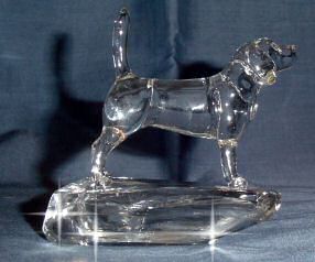 Beagle Sculpture Side View